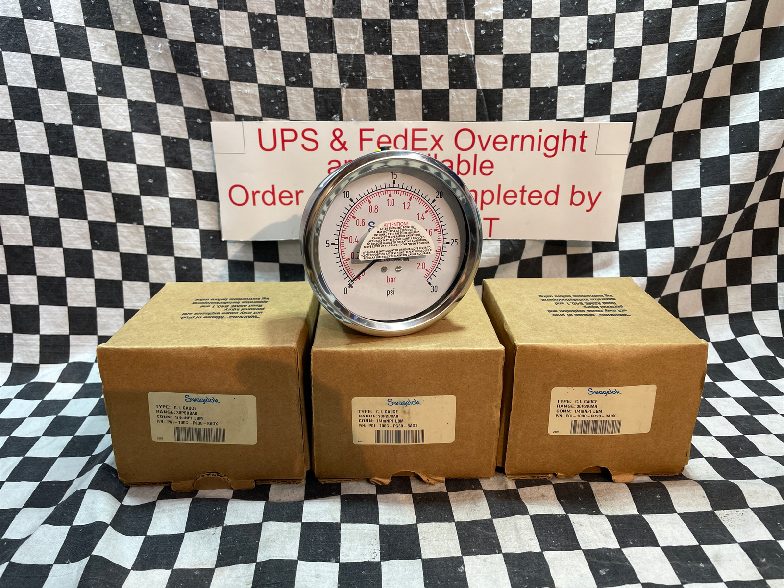 SWAGELOK PGI-100C-PG30-BAOX, PGI-100C-PG30-BA0X, Pressure Gauge 30 PSI, LOT OF 4