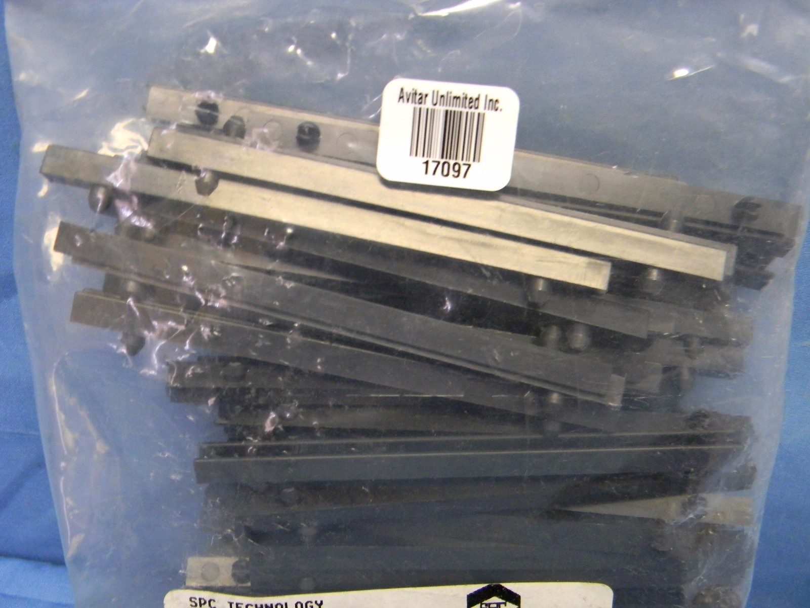 100 NEW Voltrex ProPower 4-1/2” Circuit Card Guides SPC10649 Black/Nylon