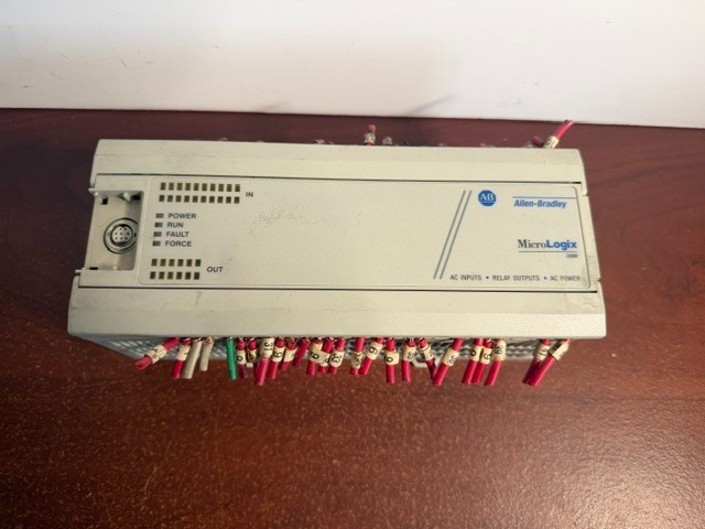 ALLEN BRADLEY 1761-L32AWA MICROLOGIX 1000 SER C FRN 5.0 32 PT CONTROLLER 120V