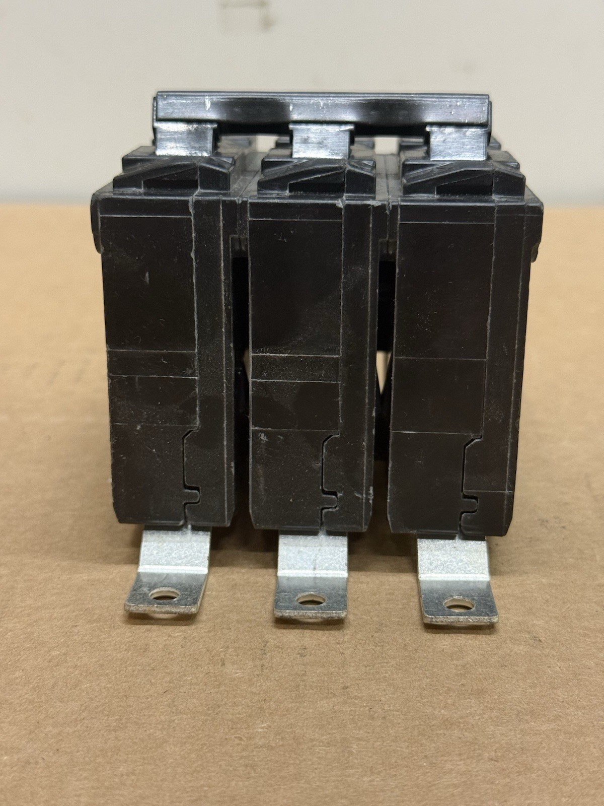 Siemens B315 3 Pole Main Breaker *USED*