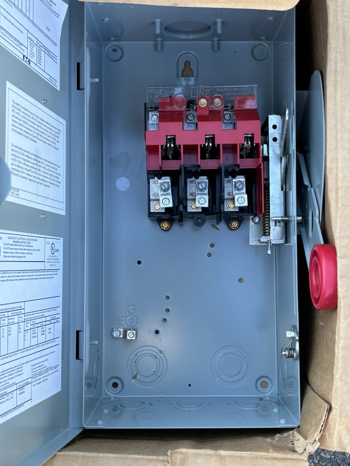 EATON DH361URK Non Fusible Heavy Duty Safety Switch 30 Amp
