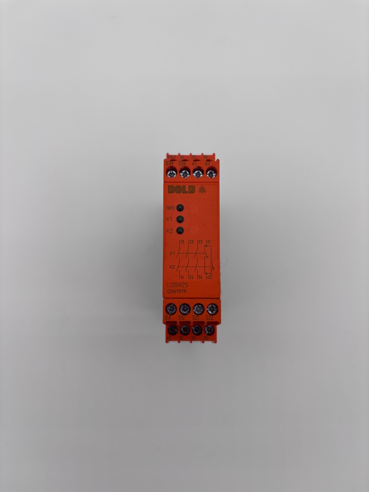 DOLD LG5925-48-61-24 SafeMaster, Emergency Stop Module, Safety Relay.