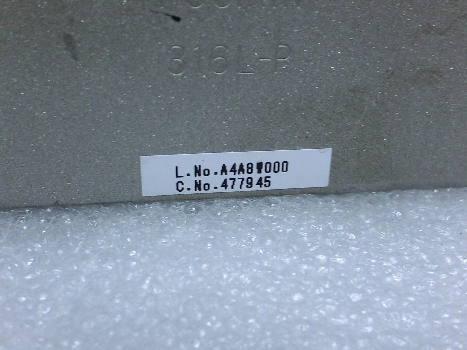 Fujikin 316L-P 477945 Pneumatic Valve Assy,OP 0.5-0.6mPa Type N.C.,Used,Jp+9668