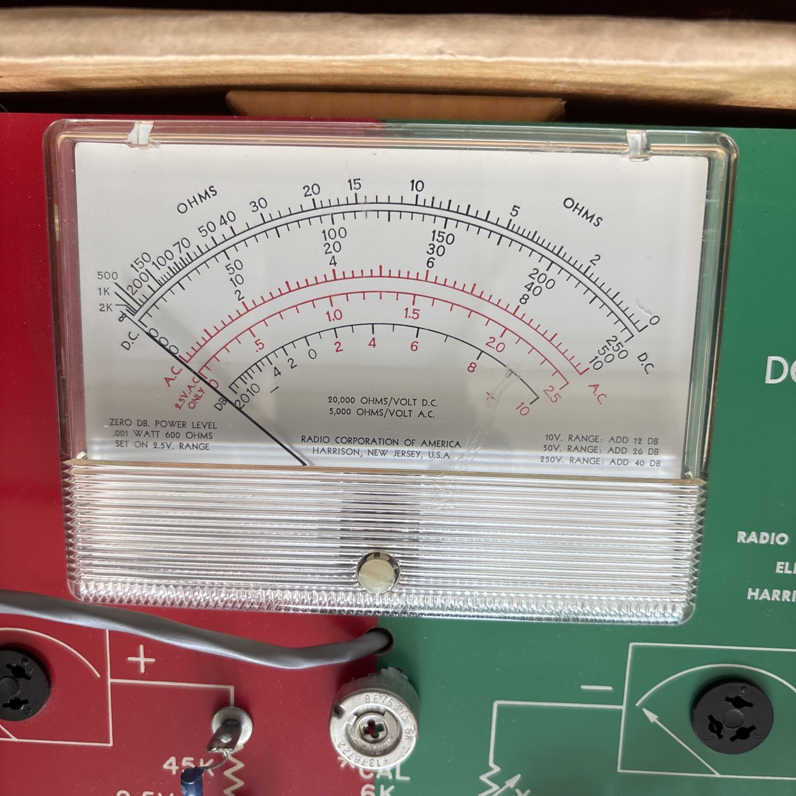 Vintage RCA V-O-M Volt-Ohm-Milliammeter Dynamic Demonstrator Radio Kit WE-95A