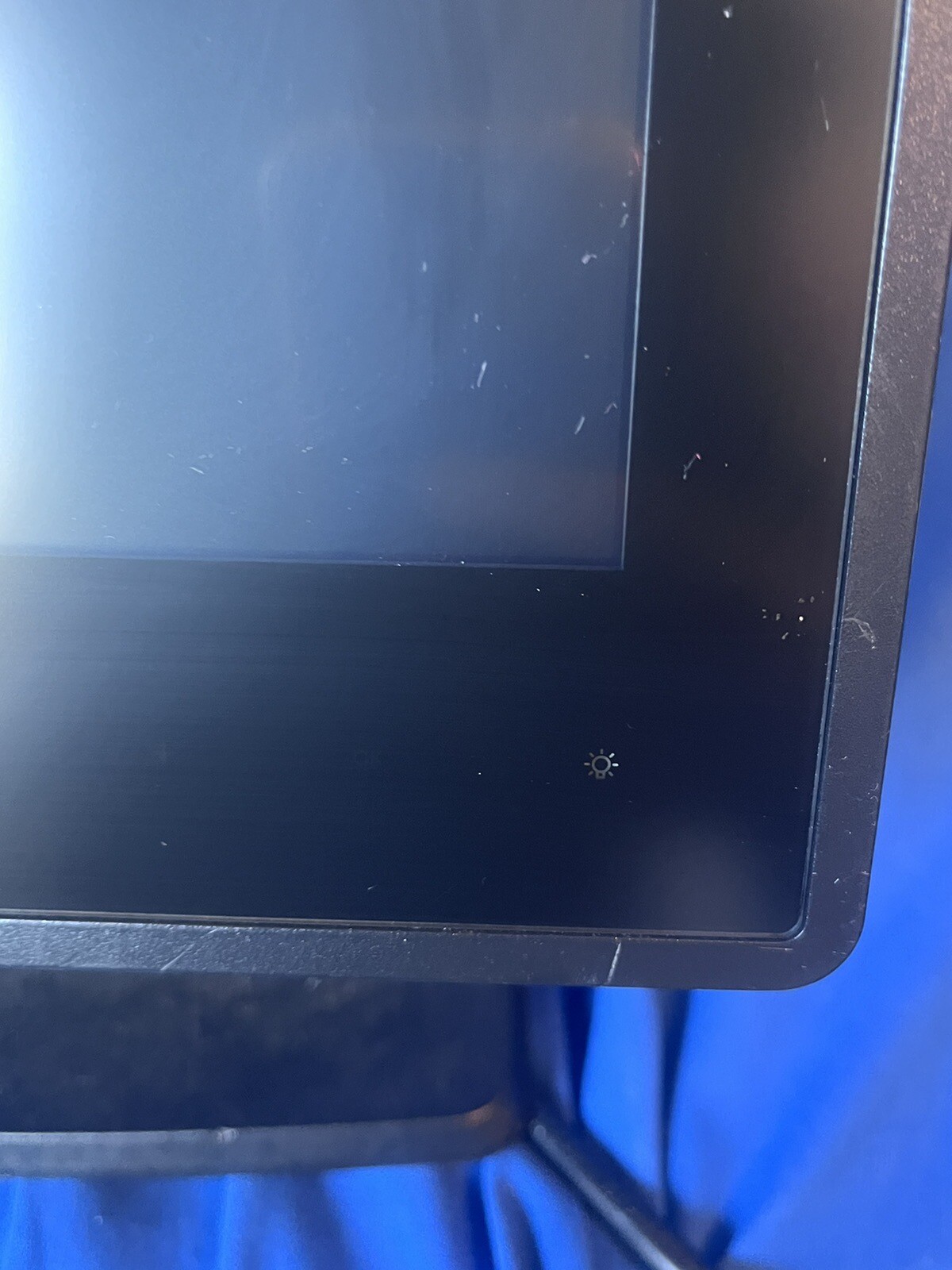 HP RP7 Retail POS System Model 7800 4GB RAM 128GB- No HDD