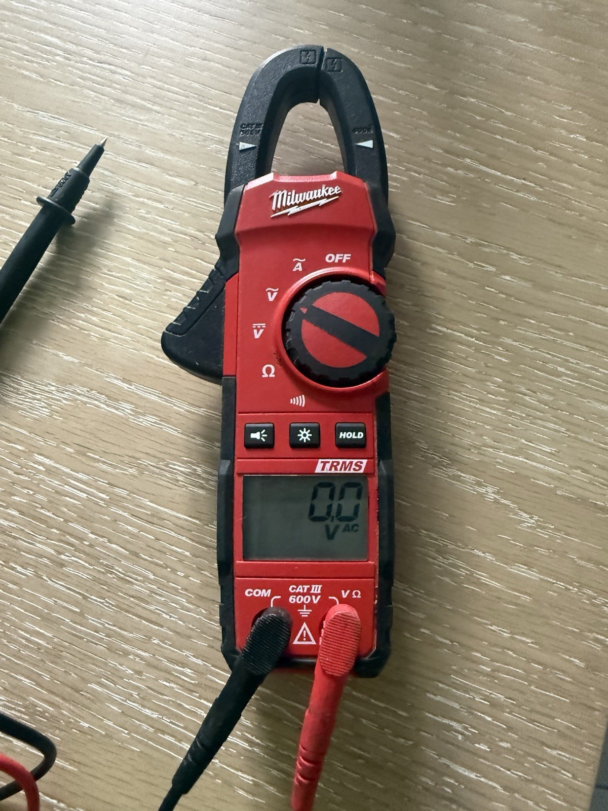 Milwaukee 2237-20 True RMS Clamp Meter – Works Great – Includes Test Leads