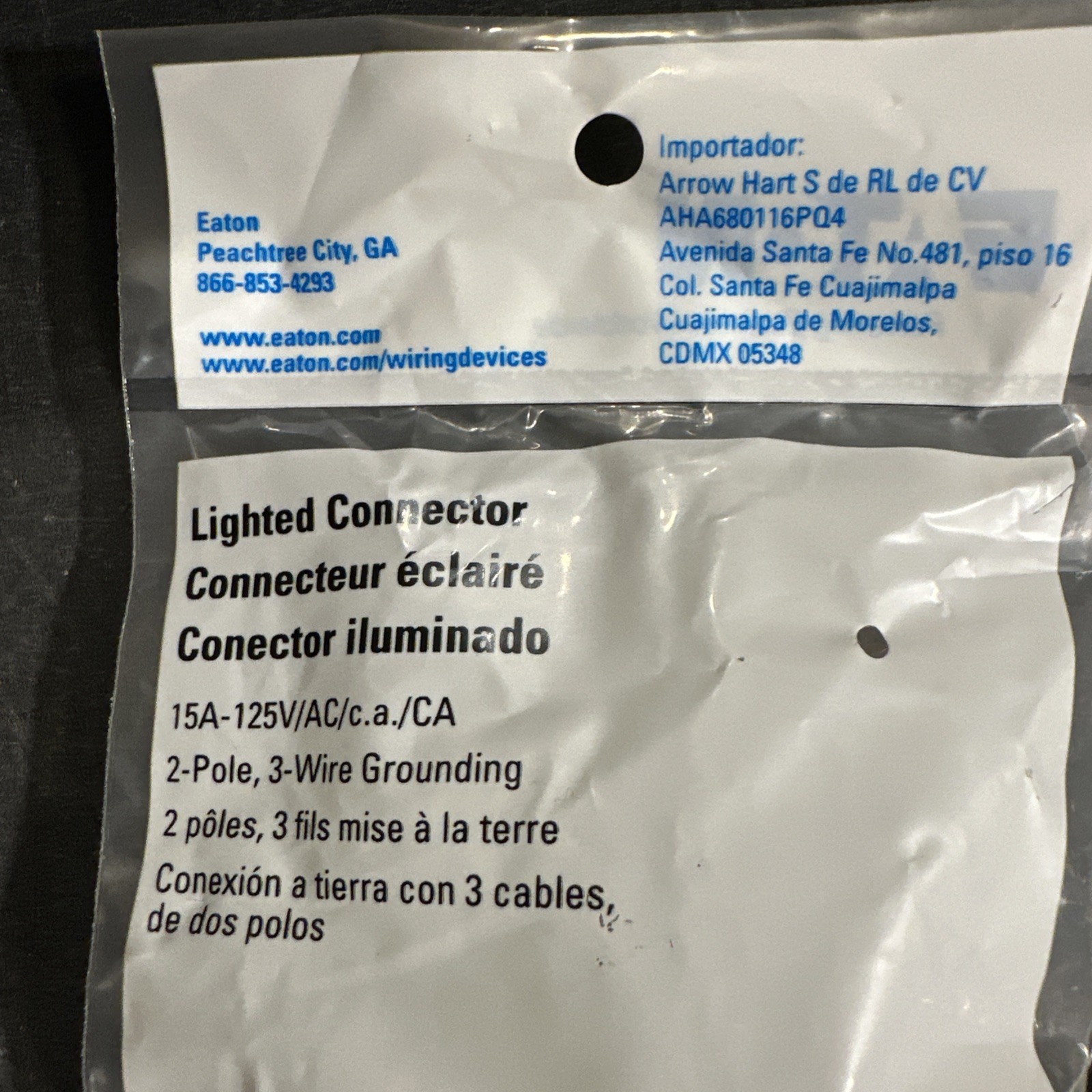 Eaton Lighted Connector & Lighted Plug 15A-125V/AC. 2 Pole3 Wire Grounding (336)