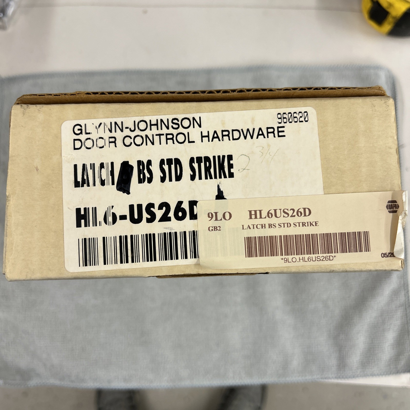 Glynn Johnson HL6-US26D PUSH/PULL LATCH Stainless Steel finish.