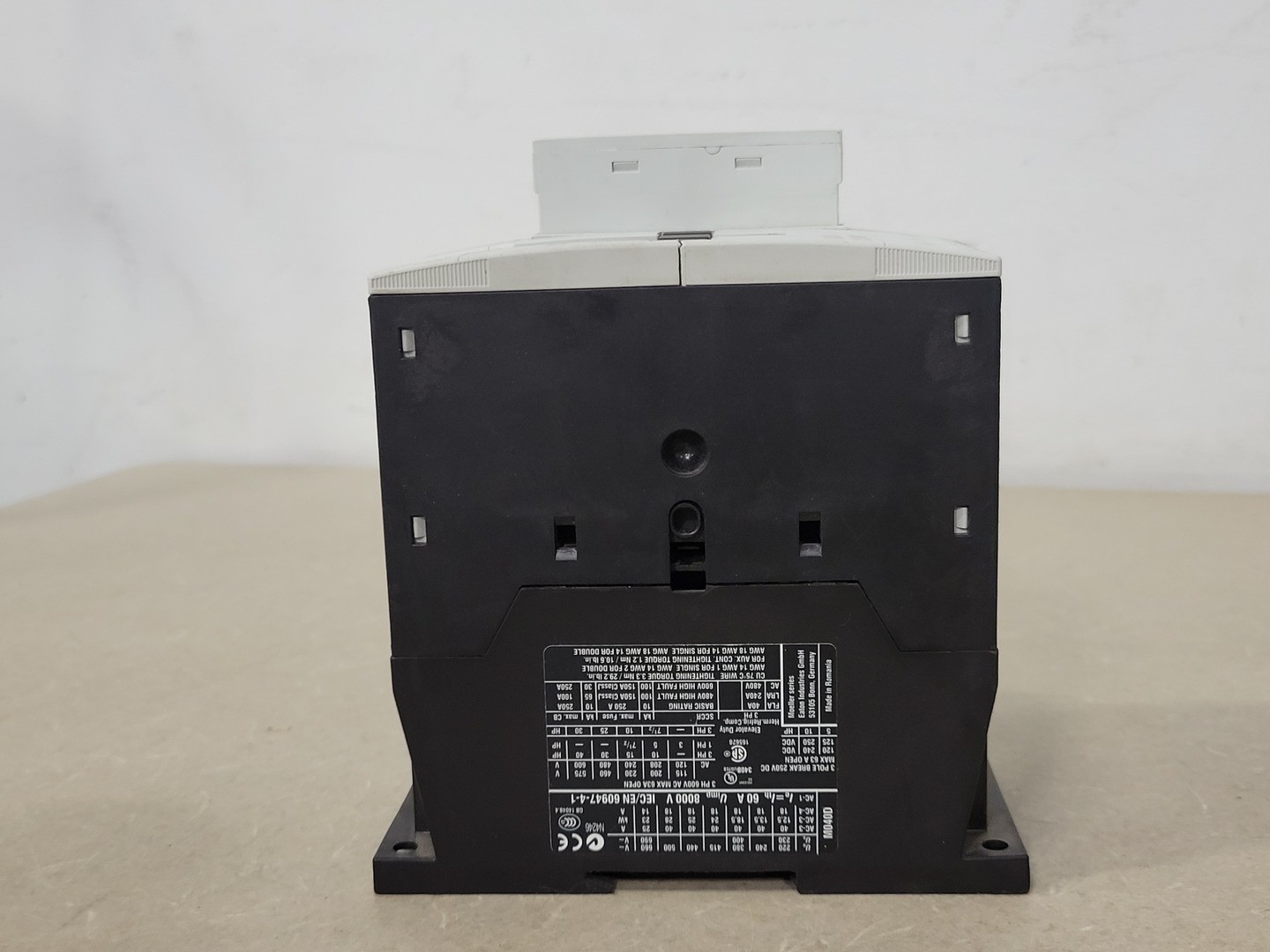 Eaton XTCE040DS1A 40 Amp, 3 Pole, 1NO+1NC, 110/120 VAC Coil Contactor – Parts