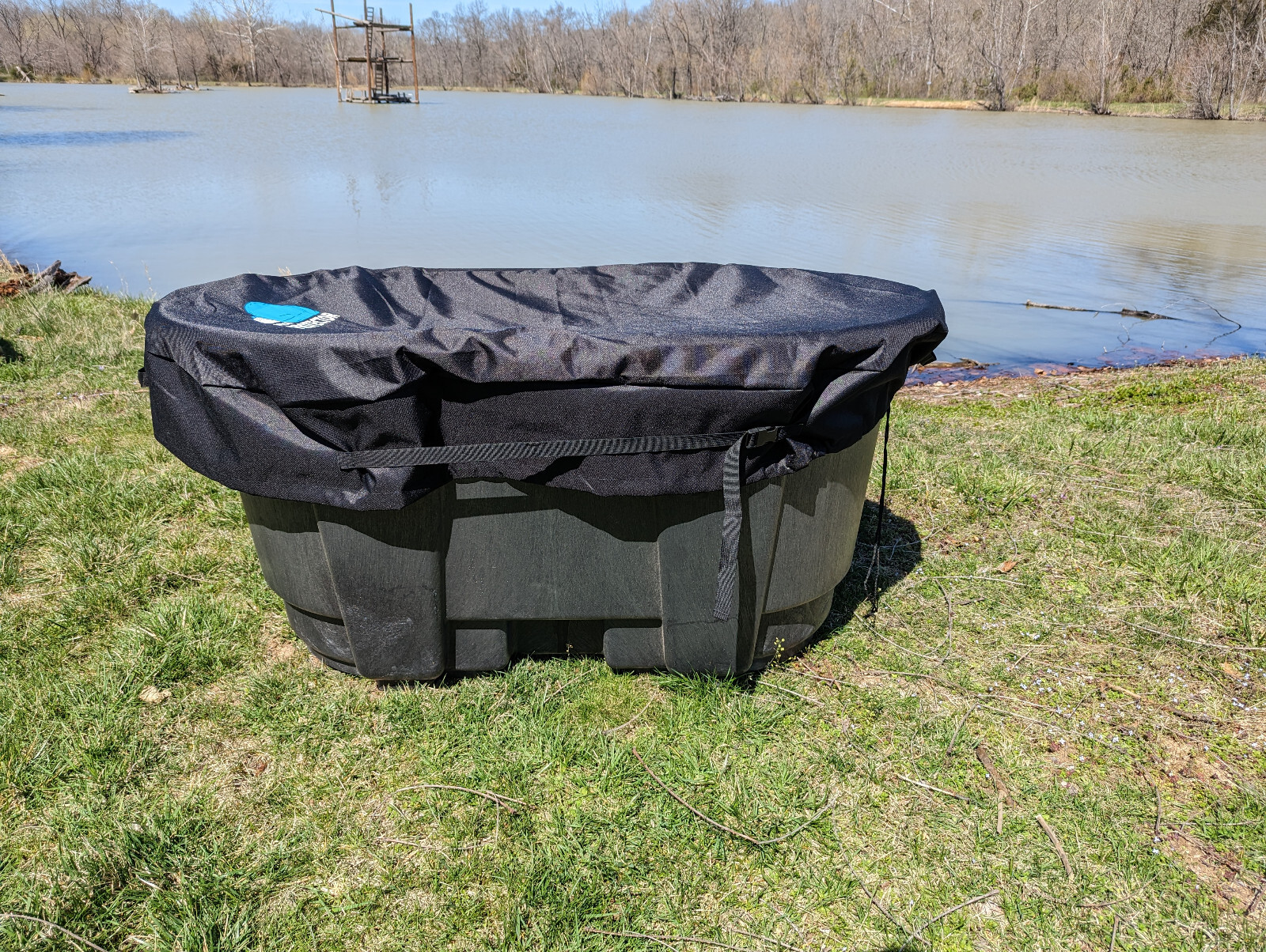 Rubbermaid 150 Gallon Stock Tank Cover Ice Water Therapy Ice Bath Cover Coldtank