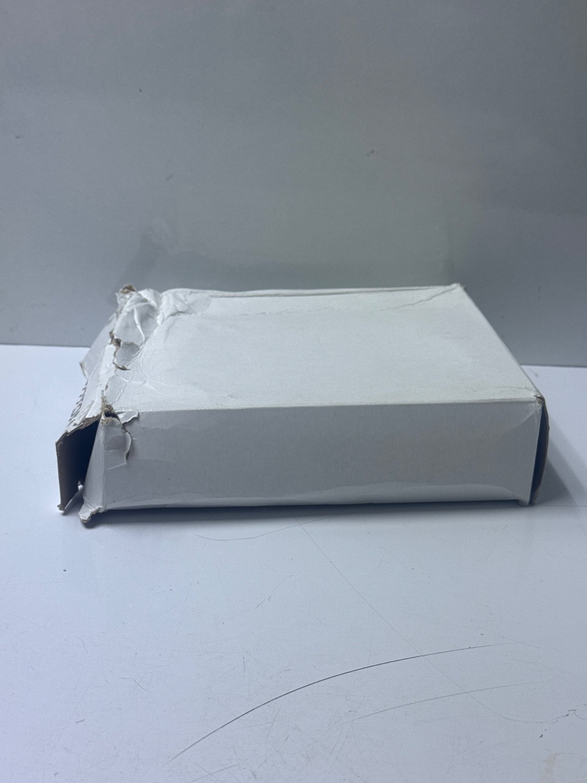 Alerton VLD-362-FF Temperature Sensing Control Display Unit (damged box)
