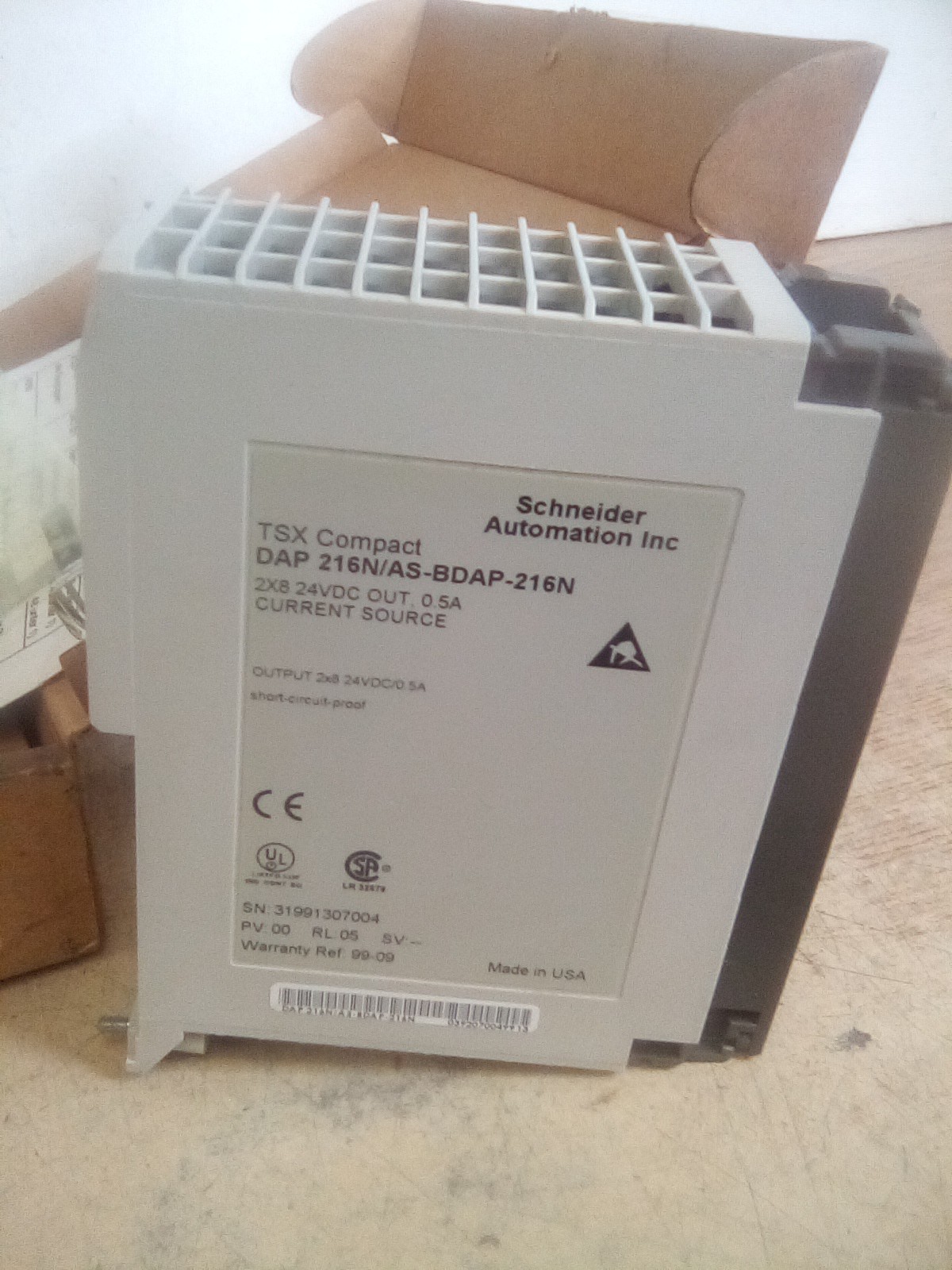 Schneider Automation DAP 216N/AS-BDAP-216N TSX Compact 24VDC