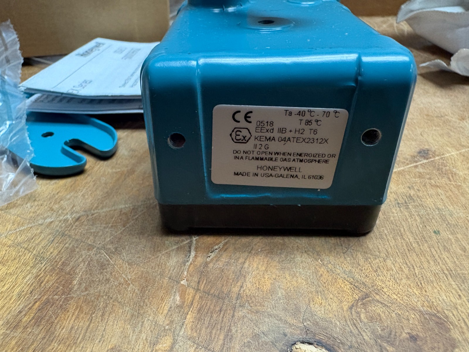 Honeywell EX-AR Limit MICRO Switch EXPLOSION PROOF 15amp SPDT Roller Lever(BH2)