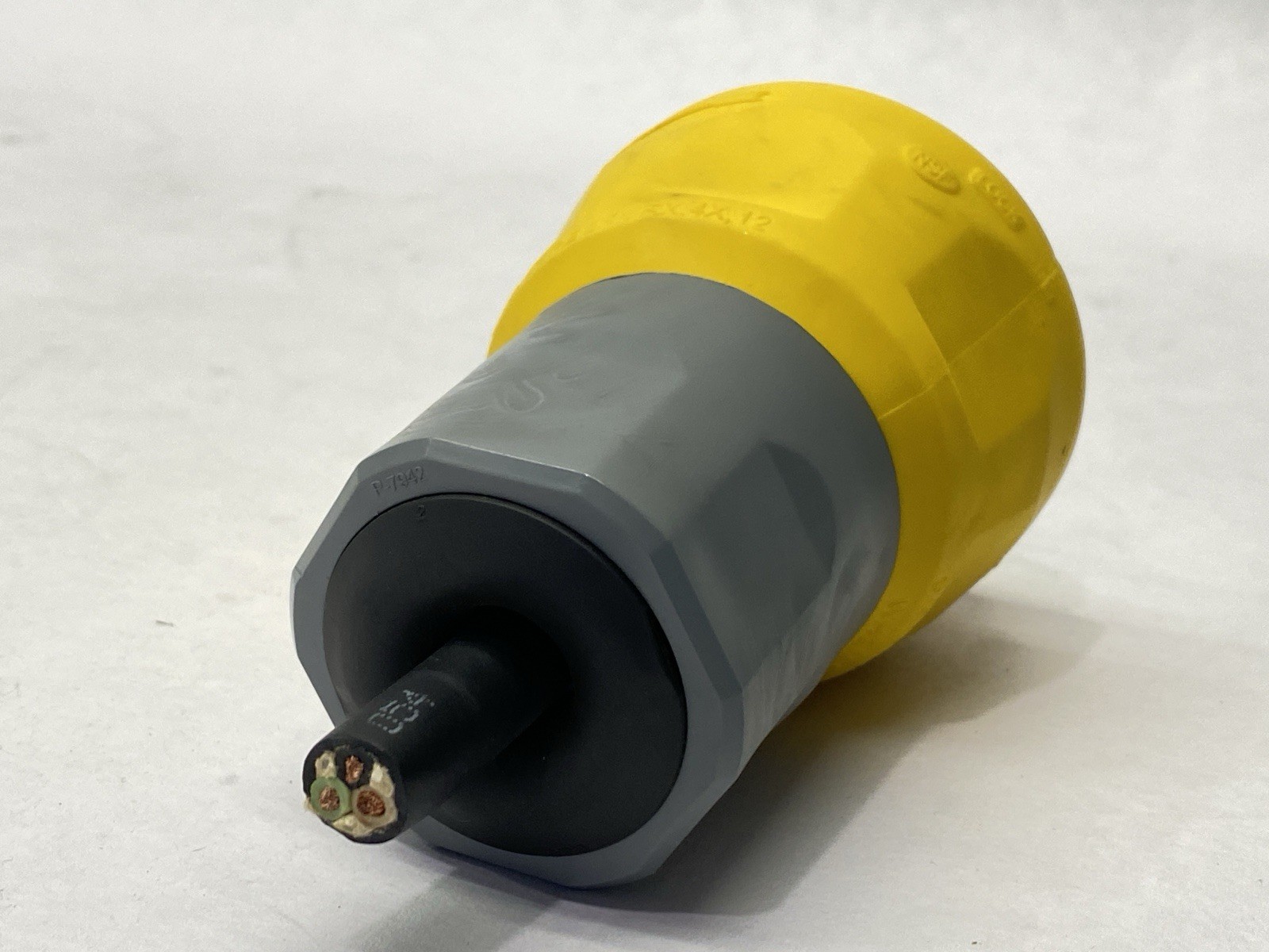 Hubbell HBL28W47 Watertight Twist-Lock Plug Yellow L5-30P 30A 125V