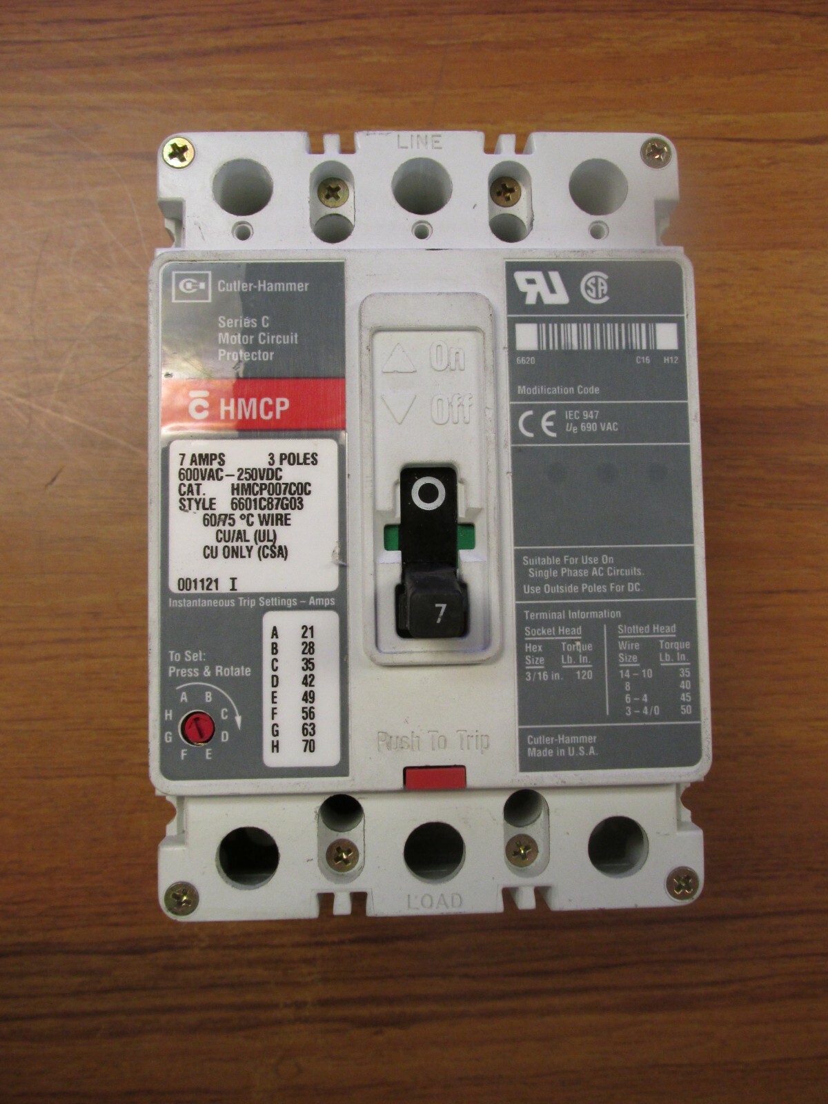 CUTLER-HAMMER MOTOR CIRCUIT PROTECTOR 3P, 7A, CAT# HMCP007C0C .. VA-135E
