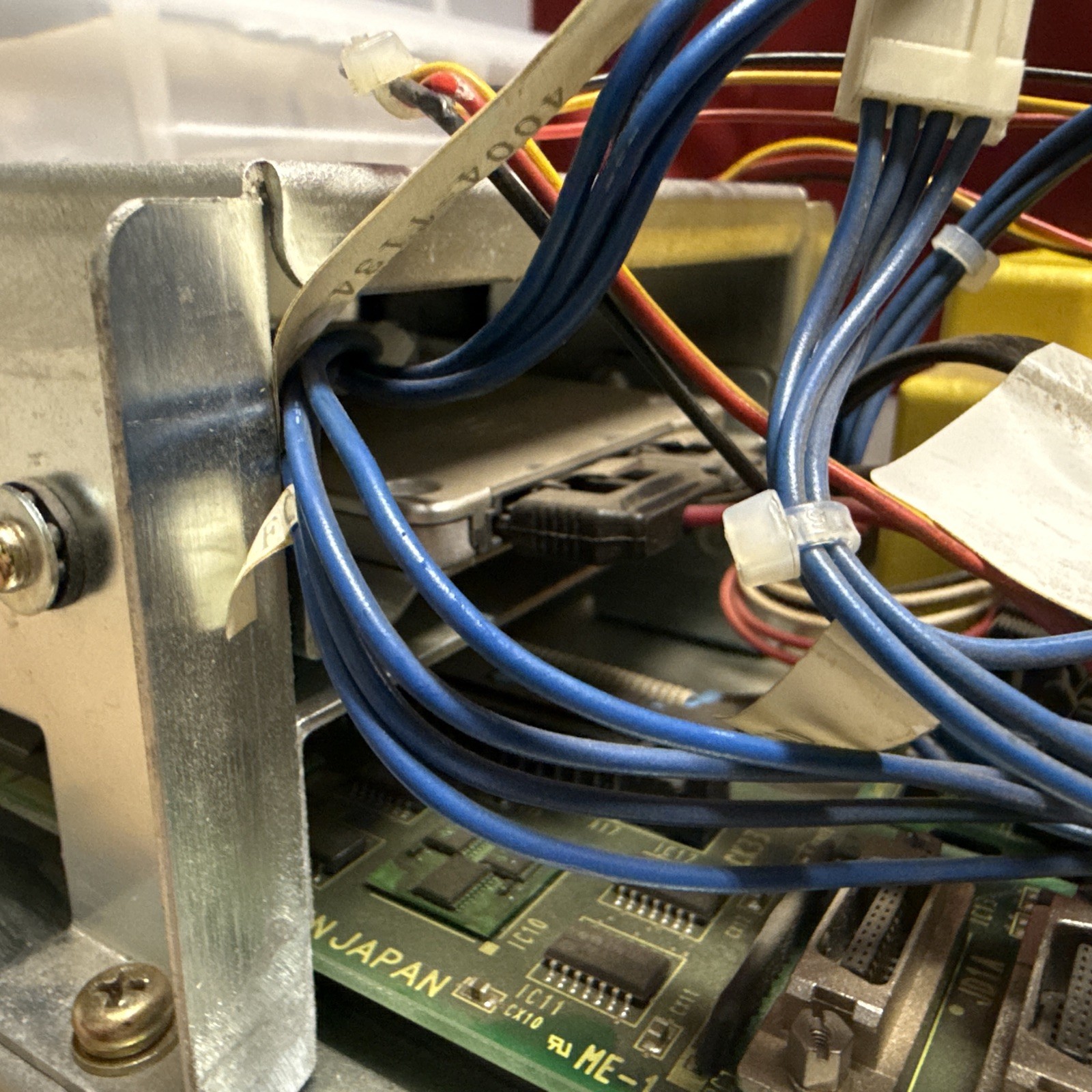 FANUC 180i A13B-0196-B412 PANEL; A08B-0084-D432 BASE UNIT; A08B-0084-C120/F