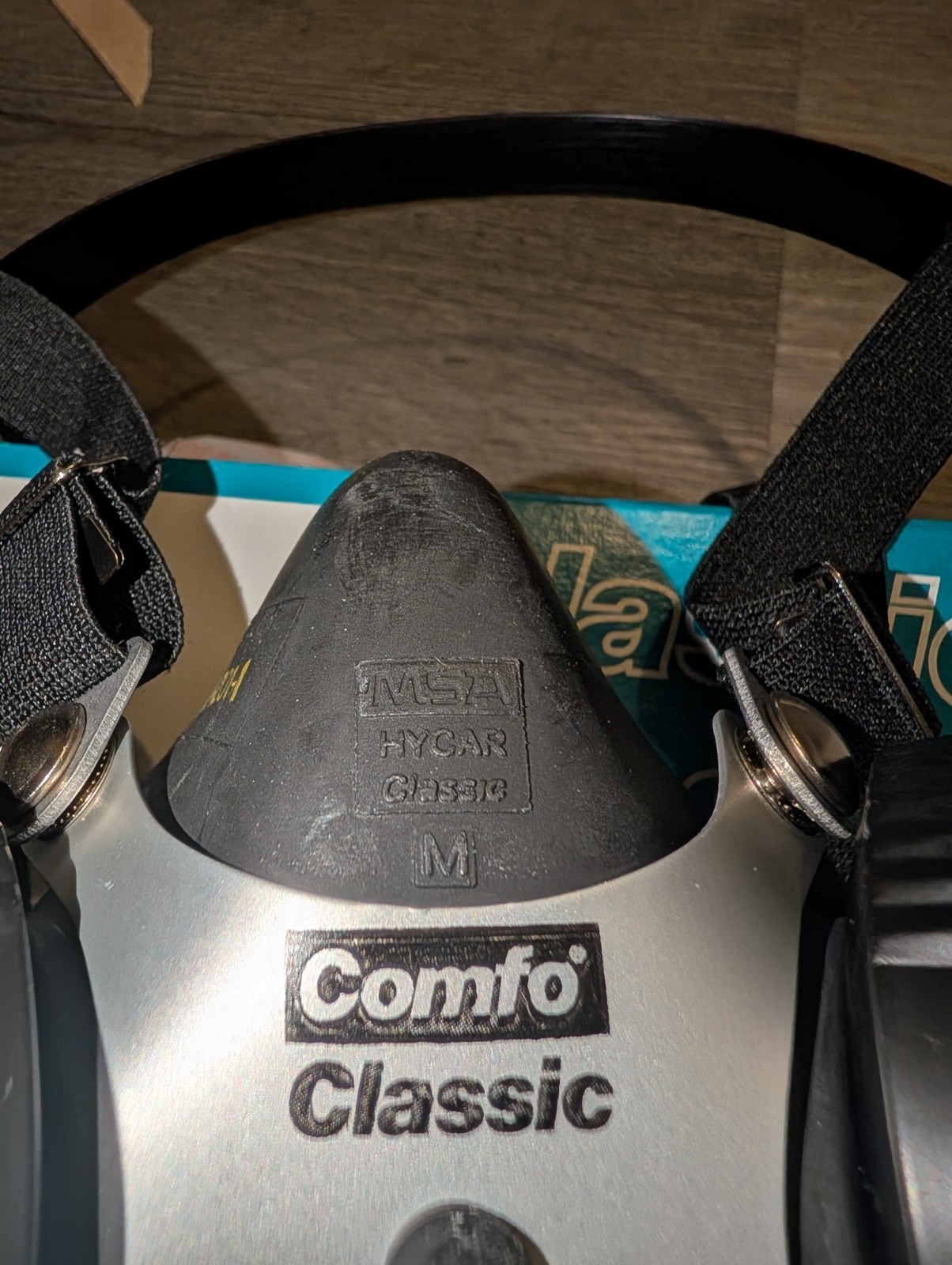 MSA Comfo Classic Half Mask Respirator # 808074 , Medium