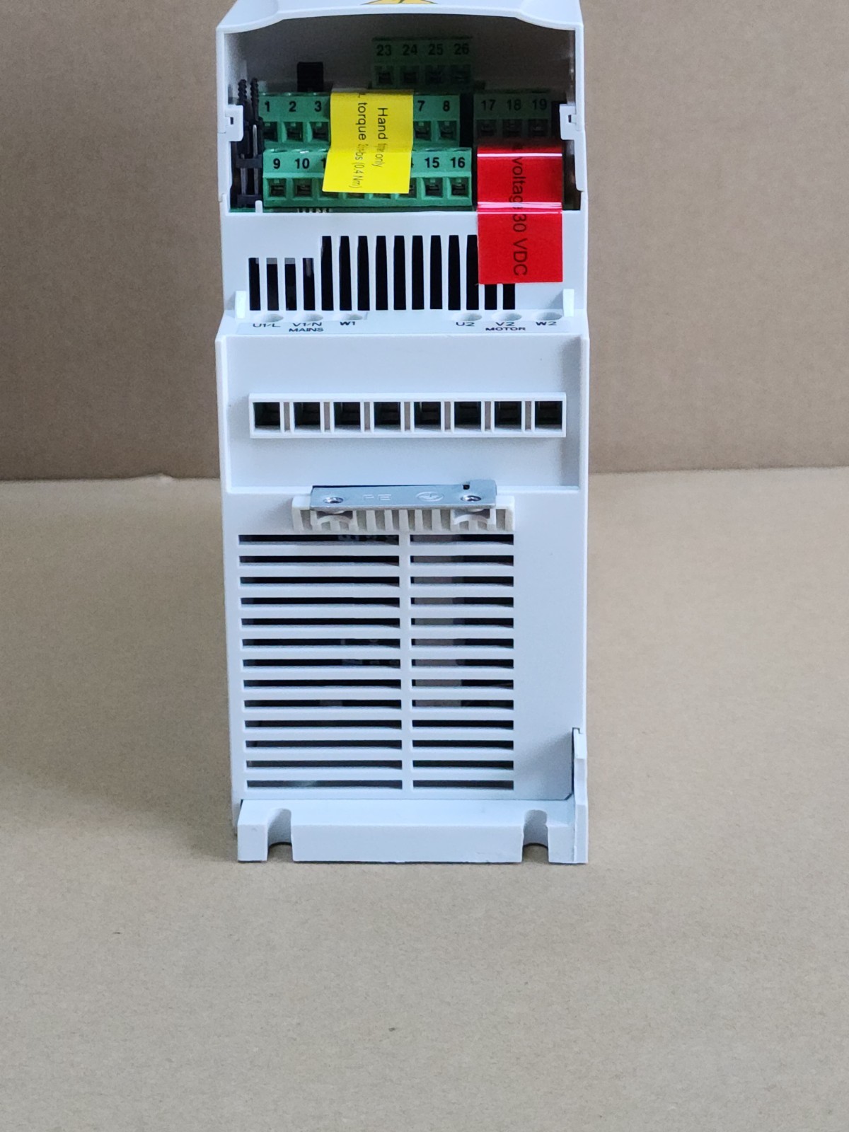 ACS310-03U-09A7-4 ABB ACS310 4KW 440V VFD