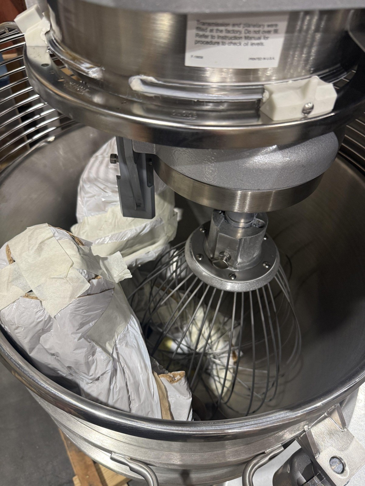 2026 HOBART HL1400 140 QT. DOUGH MIXER W/ BOWL, BOWL GUARD and ALL ATTACHMENTS
