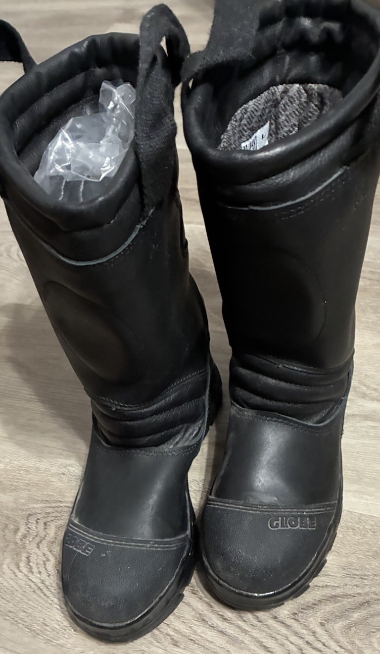 Globe 10″ Fire Boots Black FR Men’s Size 6 M Medium MPN 150742