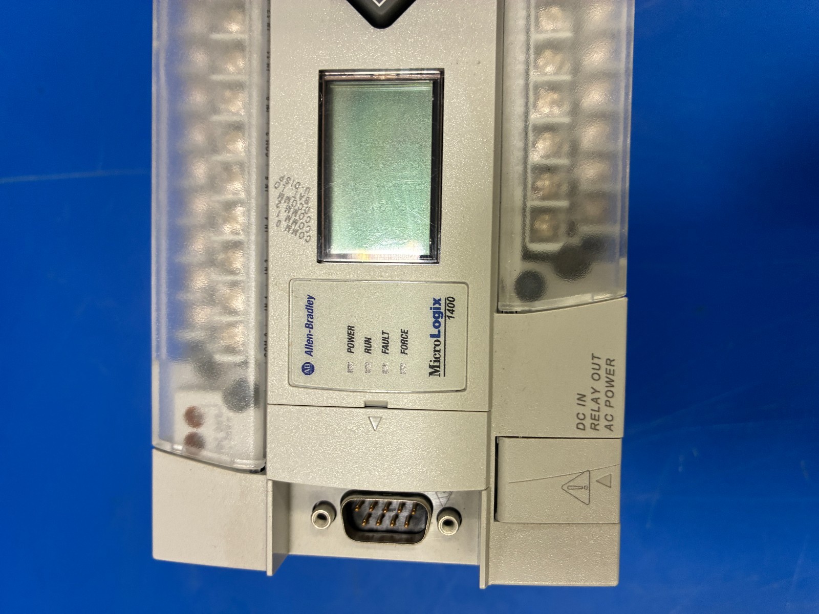 15601 Allen Bradley PN 70594 micrologic 1400 32 point controller cat: 1766-L32bw