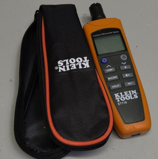 Klein Tools ET110 Carbon Monoxide Detector With Carry Pouch & Batteries