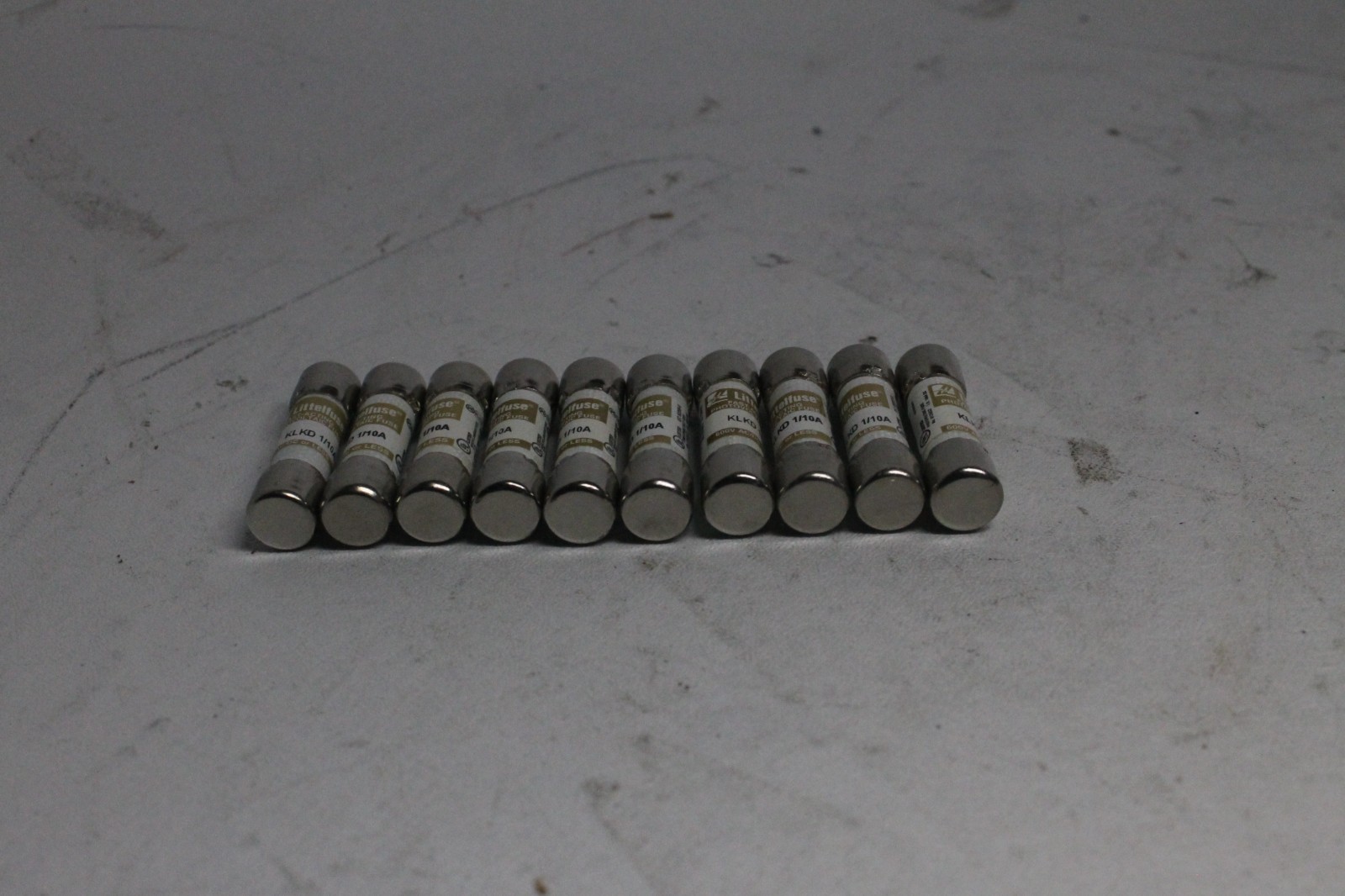 Lot of 10 Littelfuse KLKD-1/10 KLKD 1/10A 0.1A 600V Fast-Acting Fuse