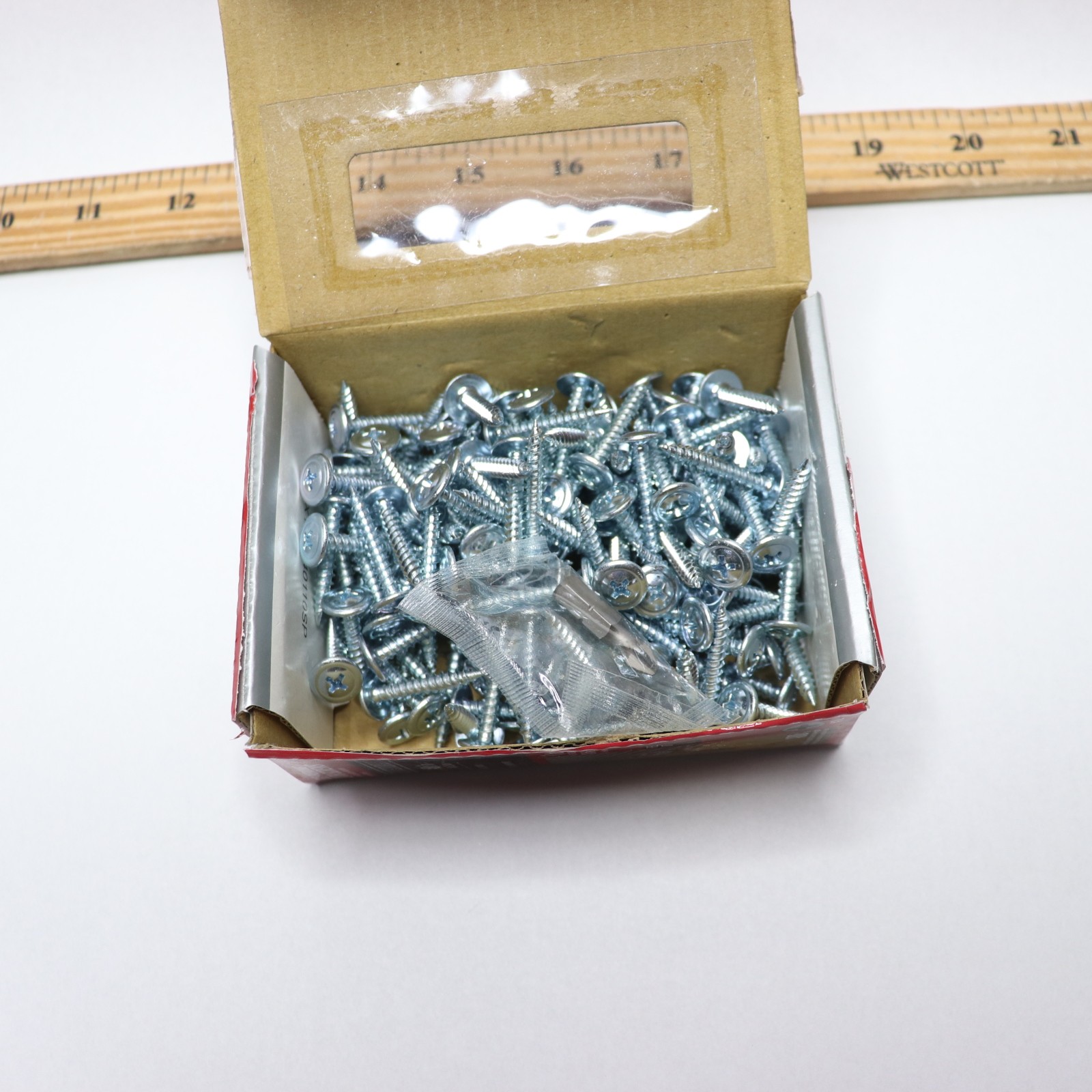 Everbilt Lath Sharp Point Screw Zinc #8 x 1 1Lb 540 509