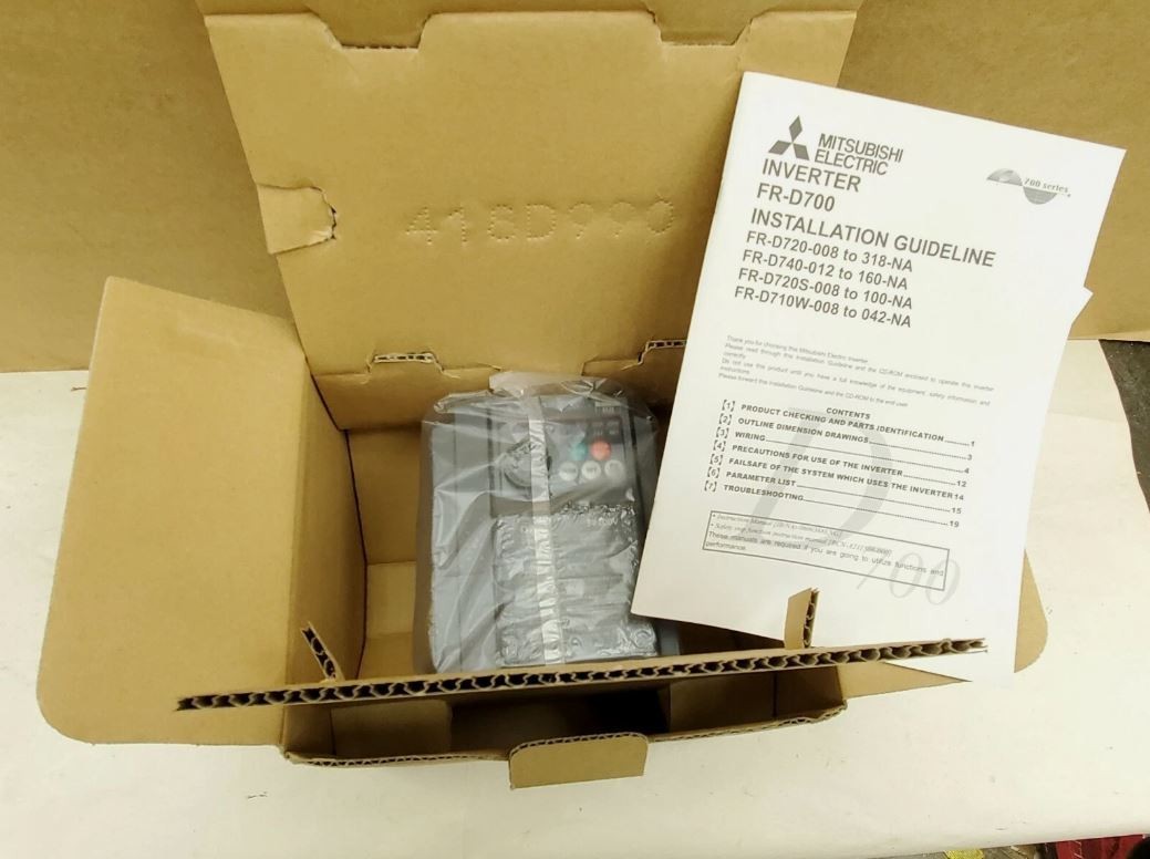 Mitsubishi FR-D720-070-W1 240VAC 3 Phase Variable Frequency Drive 2.0HP – NEW