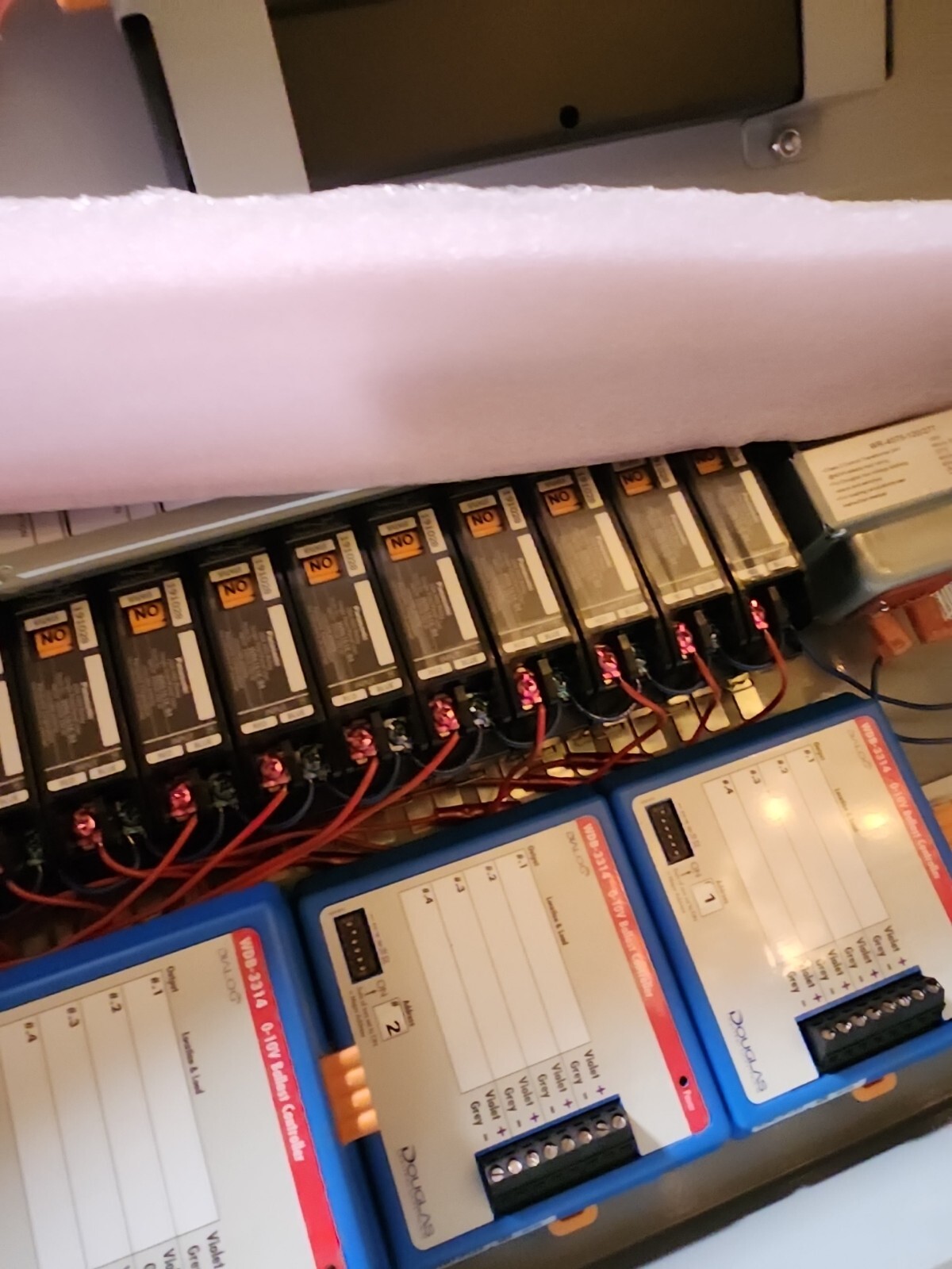 Douglas Lighting Controls LitePak 2 Controller DLP2-16R16D-SM Relay 16 DIM NEW