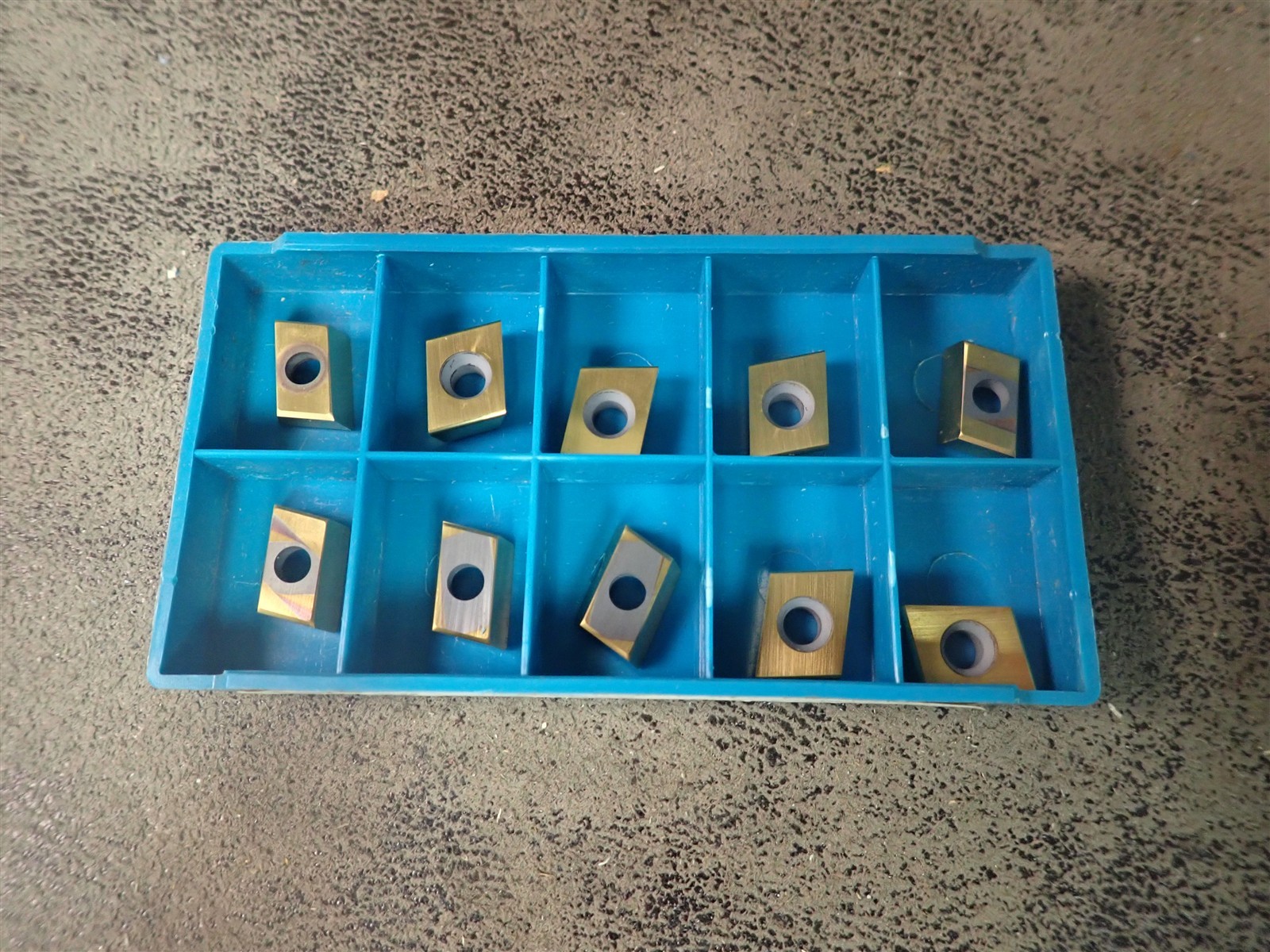 10 Pack NEW Ingersoll CDE323R05 9BM50 Grade 561 S Carbide Inserts (BN288)