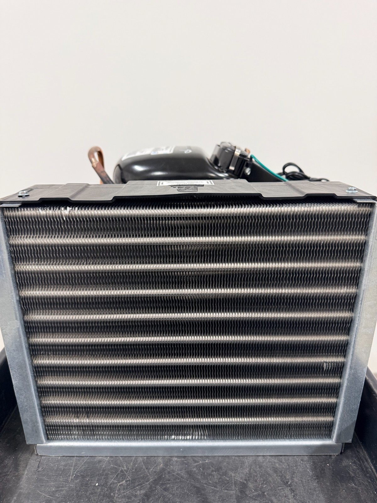 OMNITEAM/Tecumseh AJA-2423-ZAADG 115.v 1ph 60hz 1/2 HP R404A NEW