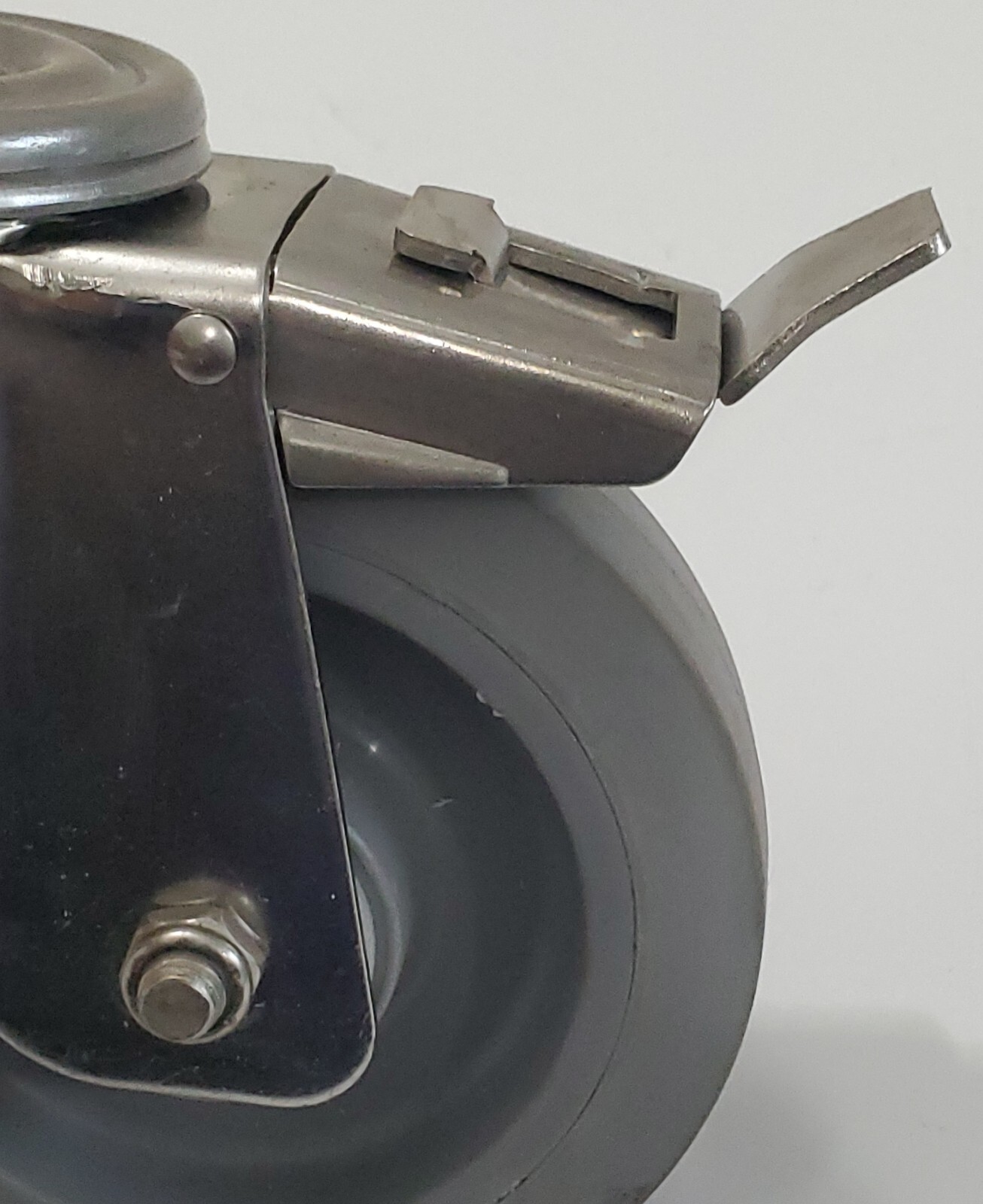 *NEW* LOT OF 2 Steel Swivel 5″ Caster S 38 09/0 RM 515 SX w/ Brakes + Warranty!