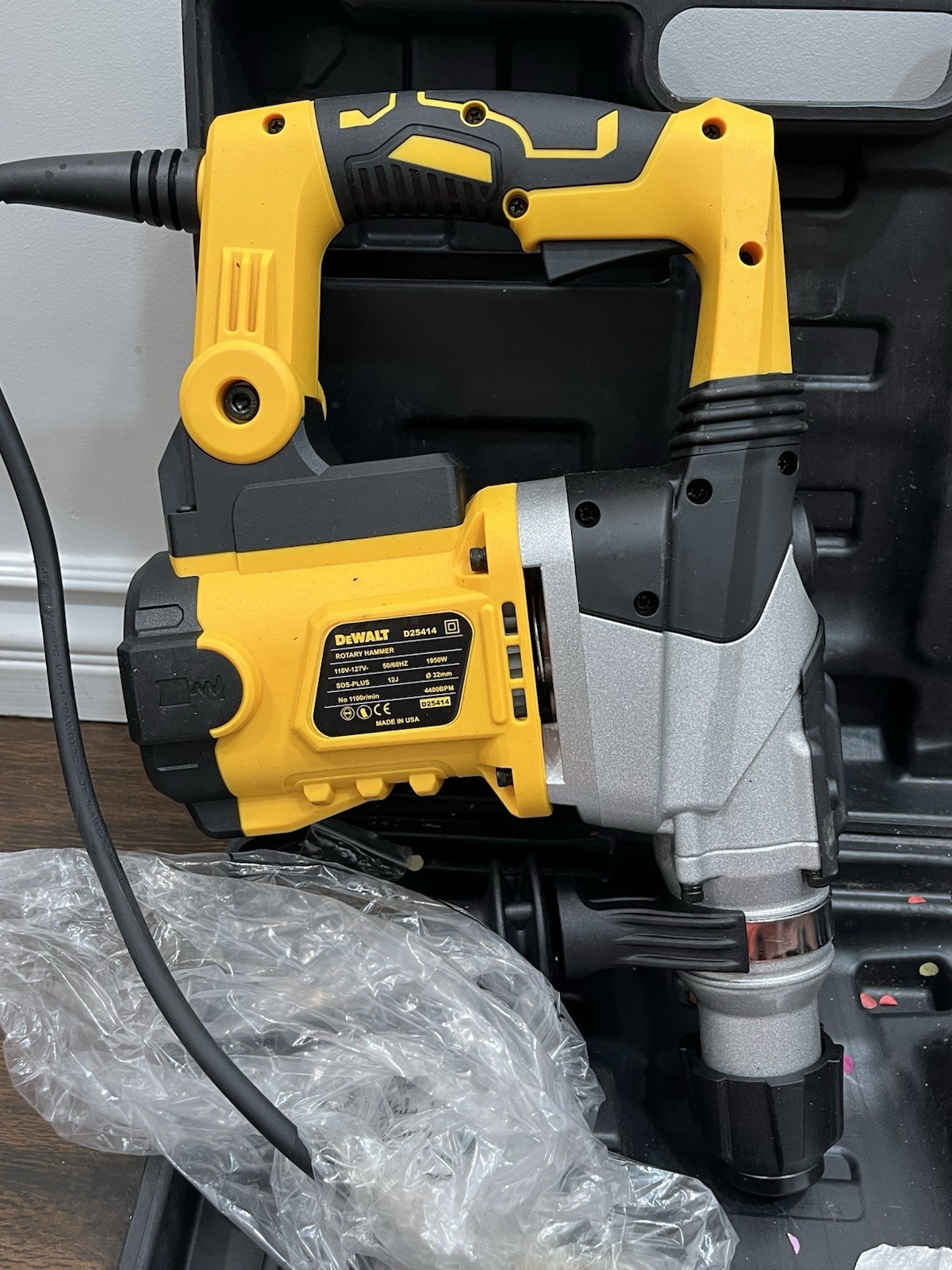 Dewalt D25414 SDS-PLUS 110V-127V Rotary Hammer Drill W BIDS INCLUDED TESTED