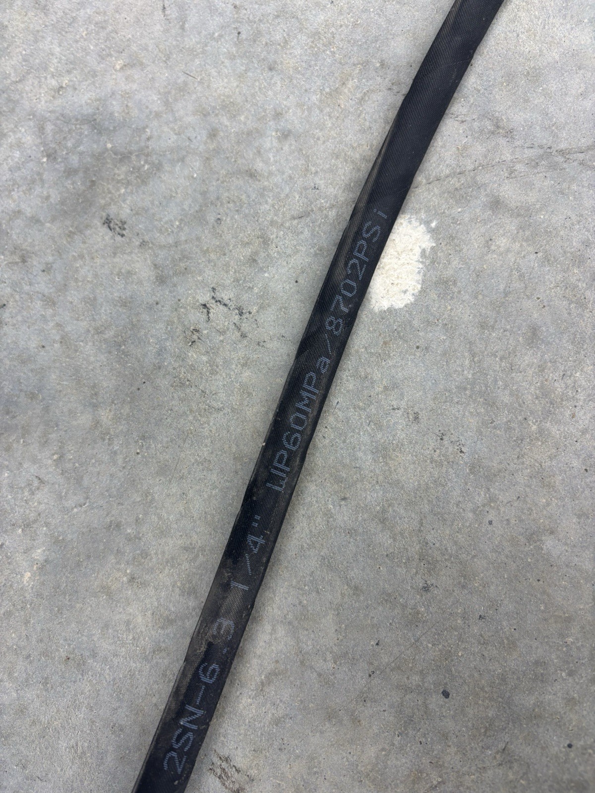 Agt Miva Chinese Mini Excavator Hydraulic Hose M14x1.5 X 38” One End 90° One Str
