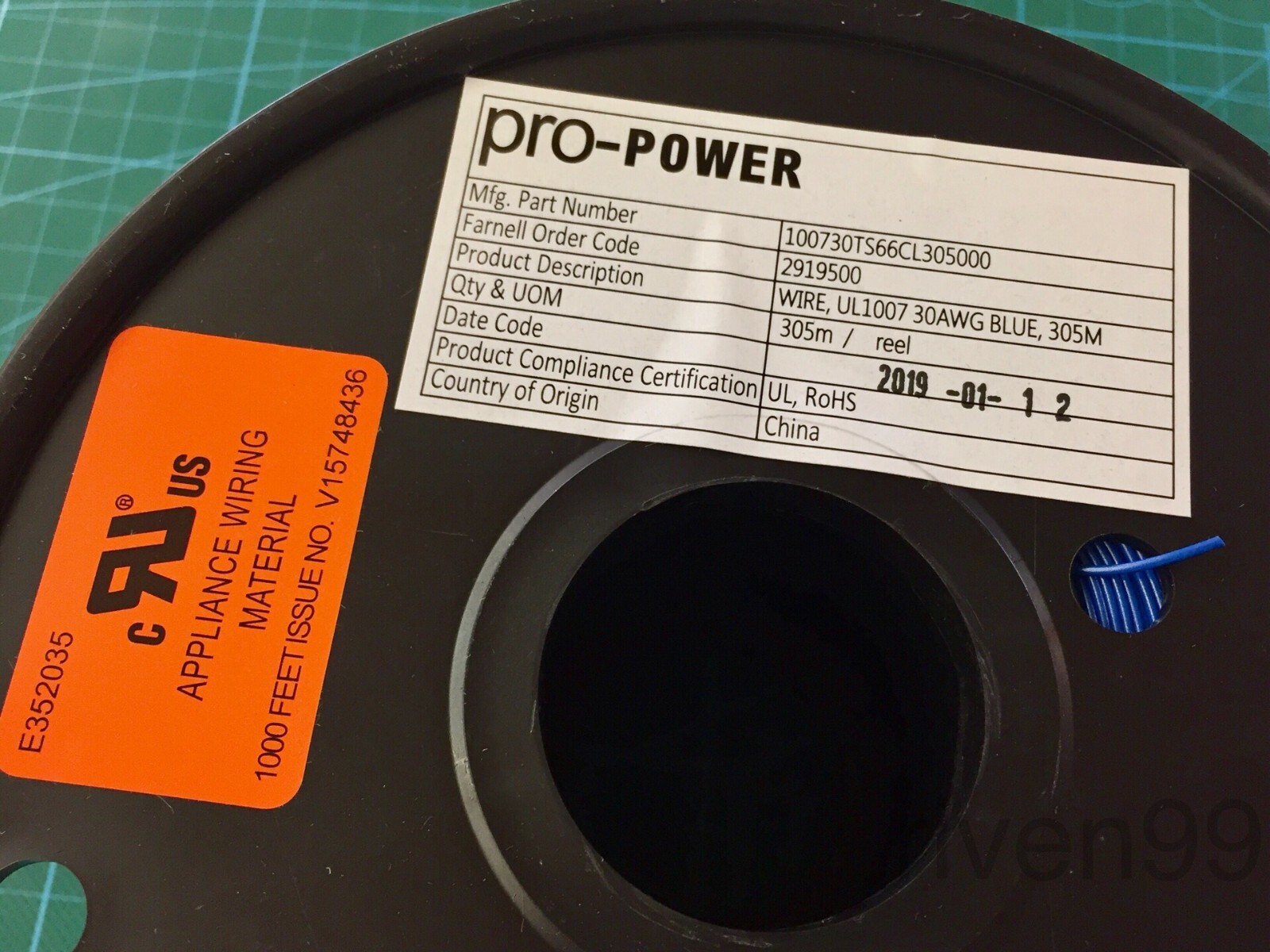 PRO POWER 30AWG UL1007 1C Hook-up Wire, 80C, 300V, BLUE, 305m, 1000ft Spool