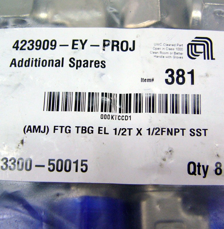NEW Lot of 8 Applied Materials (AMAT) 3300-50015 FTG TBG 1/2″ T X 1/2″ FNPT SST
