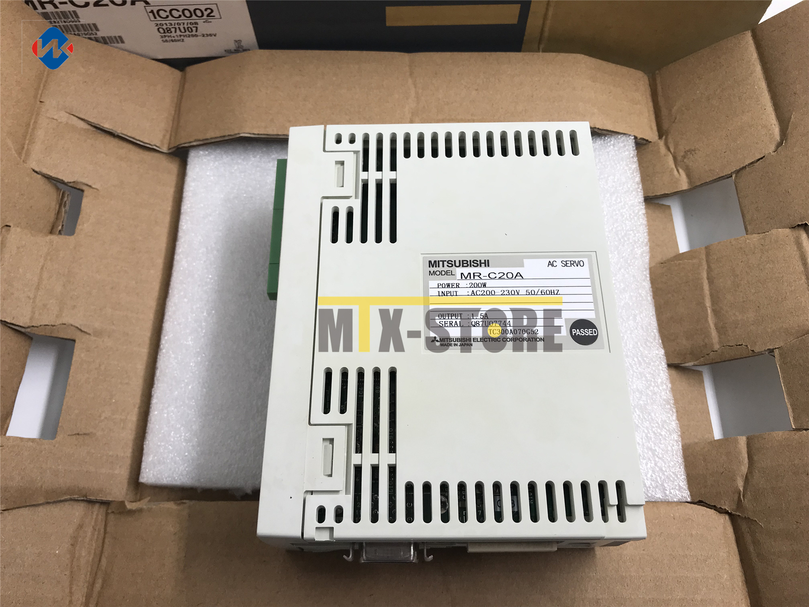 1pcs Brand new Mitsubishi with box MR-C20A MRC20A servo drive