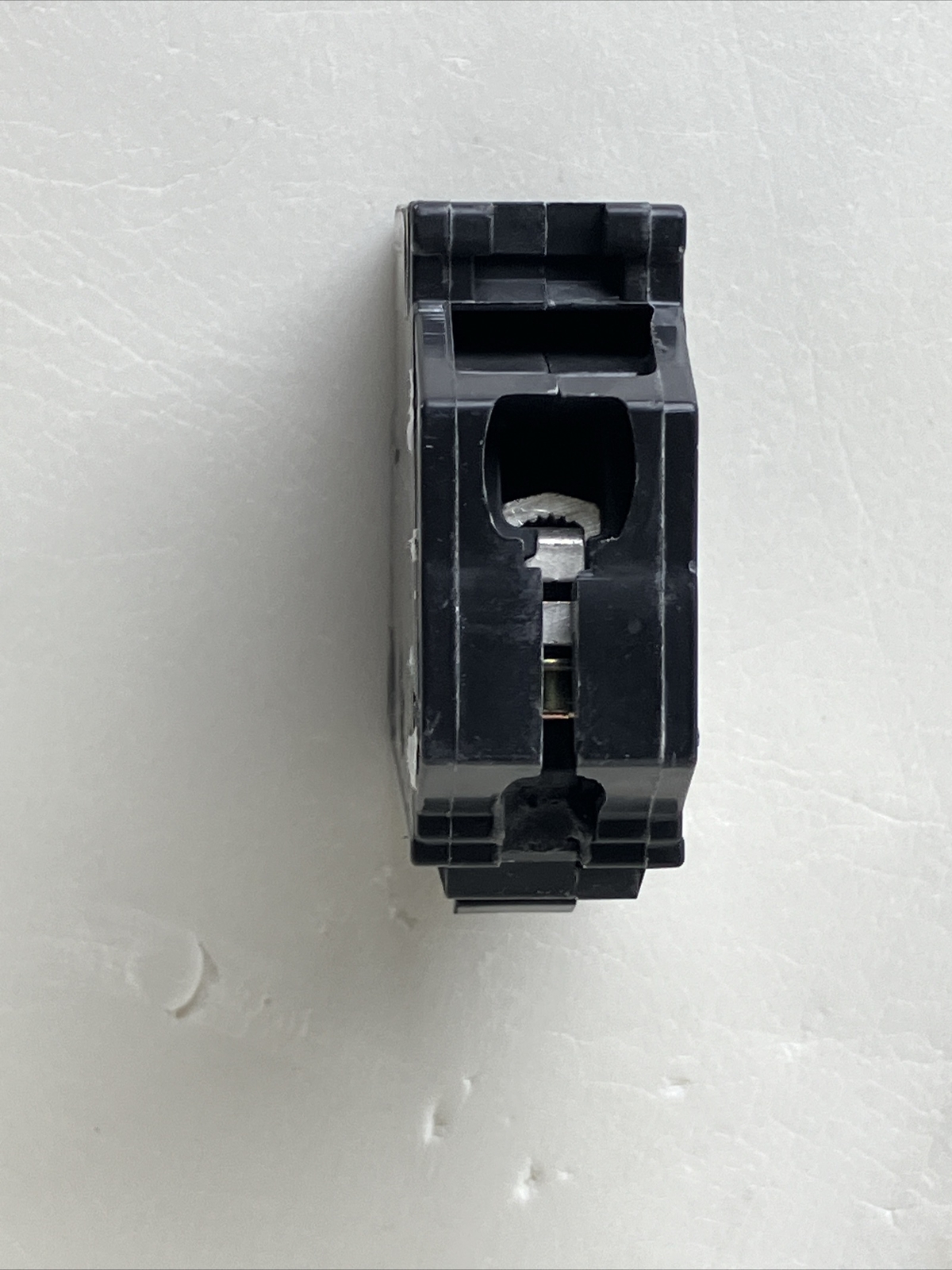 THQL1120 General Electric Plug-In CIRCUIT BREAKER 1 pole 20 Amp 1P 20A New!!