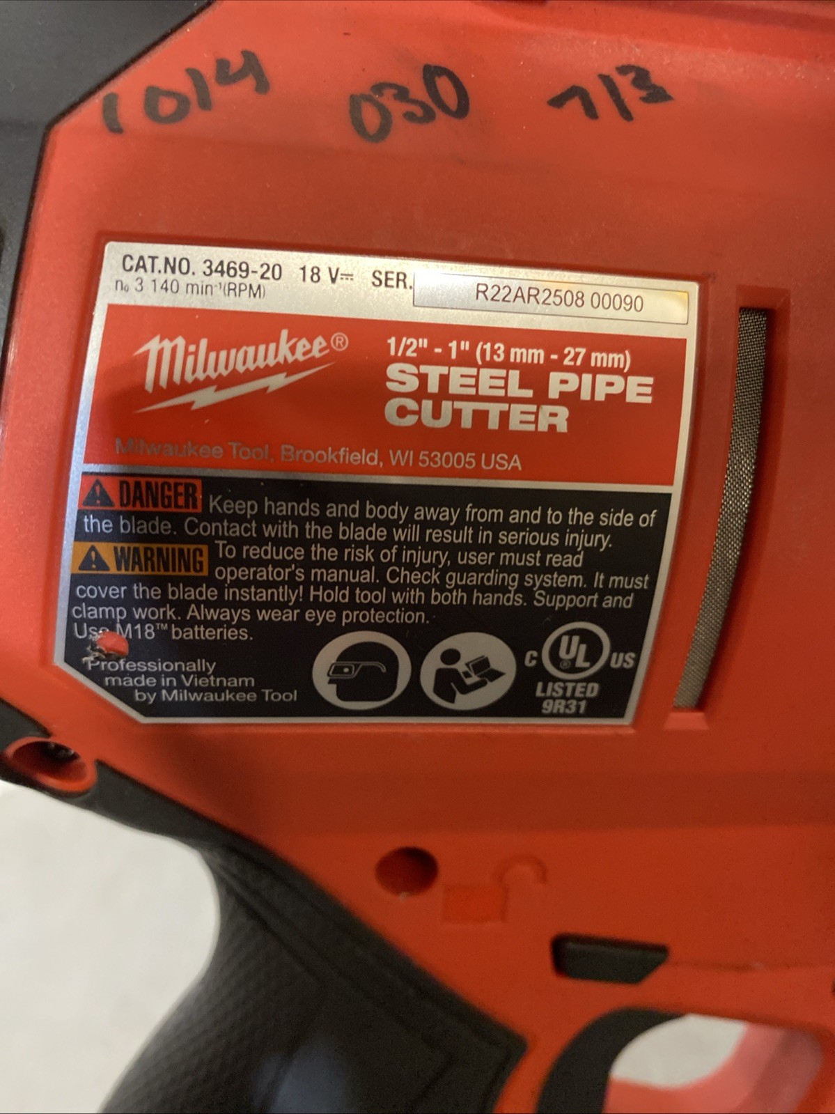 Milwaukee 3469-20 M18 FUEL 1/2”-1” Steel Pipe Cutter