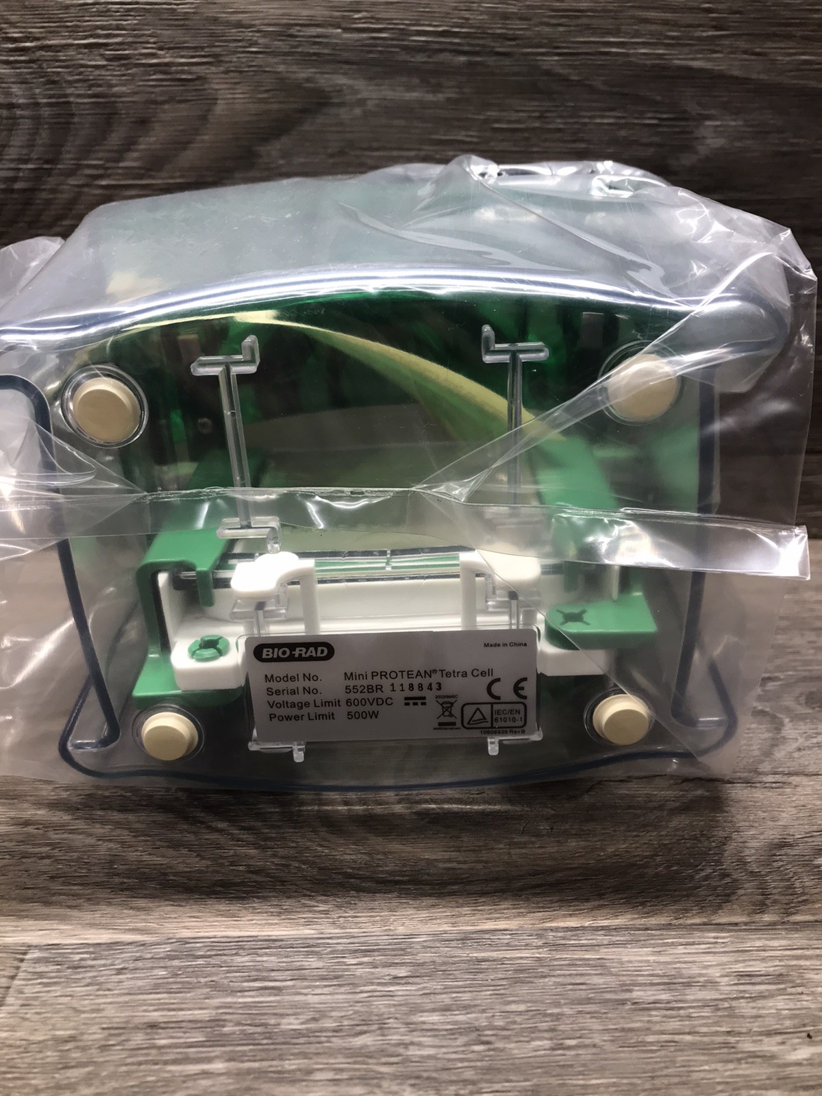 Bio-Rad Mini-PROTEAN Tetra Cell 2-Gel Vertical Electrophoresis System 1658005