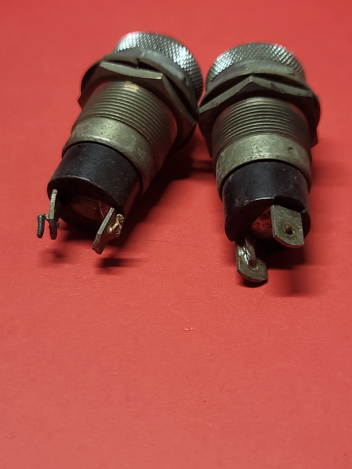 Lot of 10 Vintage Dialco Dialight 75W 125V Panel Indicator Light Socket Untested