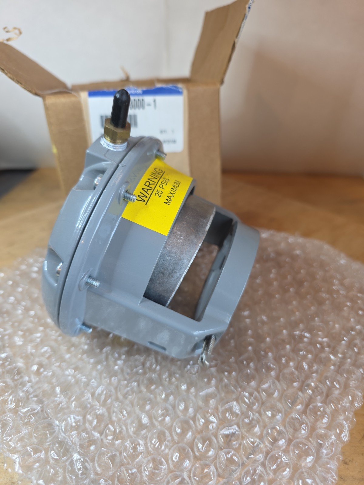 Johnson Controls V-3000-1, Actuator Valve Pneumatic Exposed Model