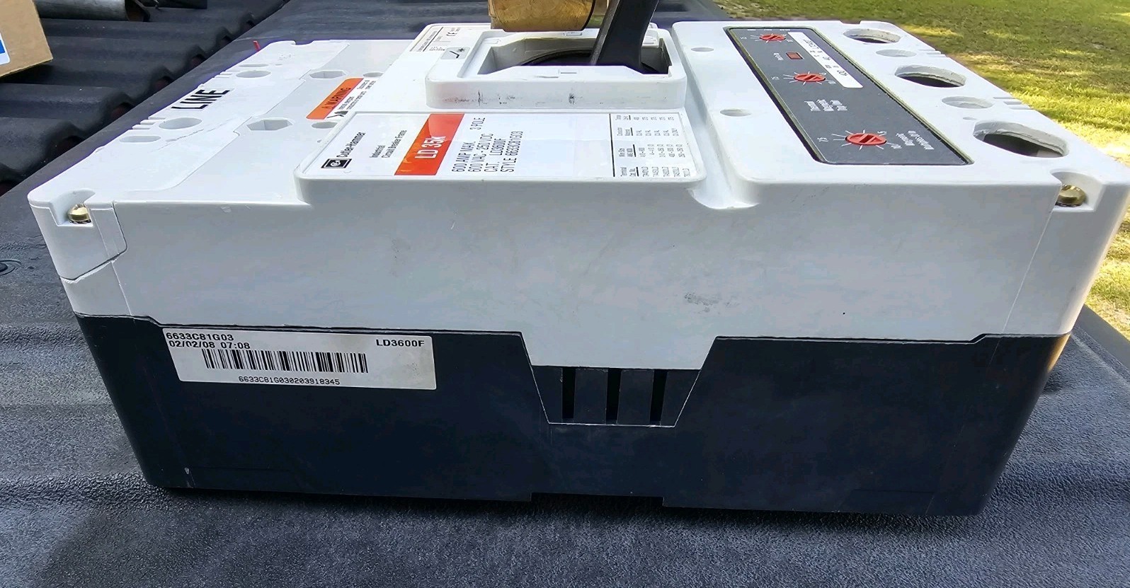 Eaton LD3600F Breaker 400A 600v 3P w/Thermal Magnetic Trip Unit LT3400T