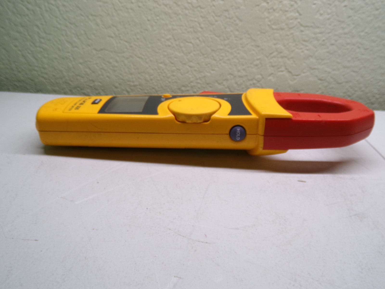 FLUKE 335 TRUE RMS CLAMP METER