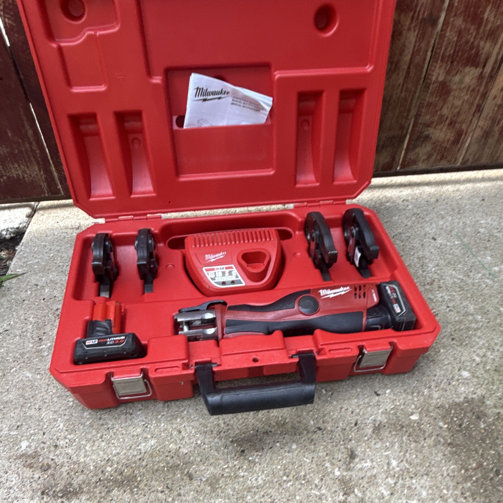 Milwaukee M12Copper pro Press Tool Kit 2473-20 w/4 Jaws 1/2” to 1”1/4