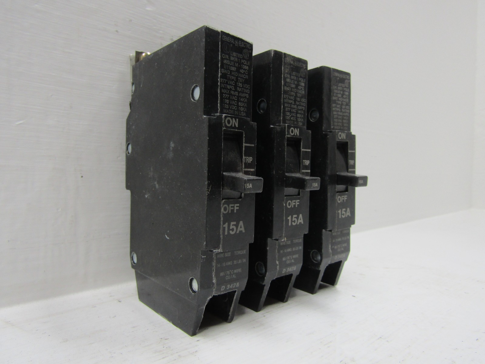 Lot of 3 GE TEY115 15 Amp 277V 1-Pole Type TEY Circuit Breaker 120V 15A 1P