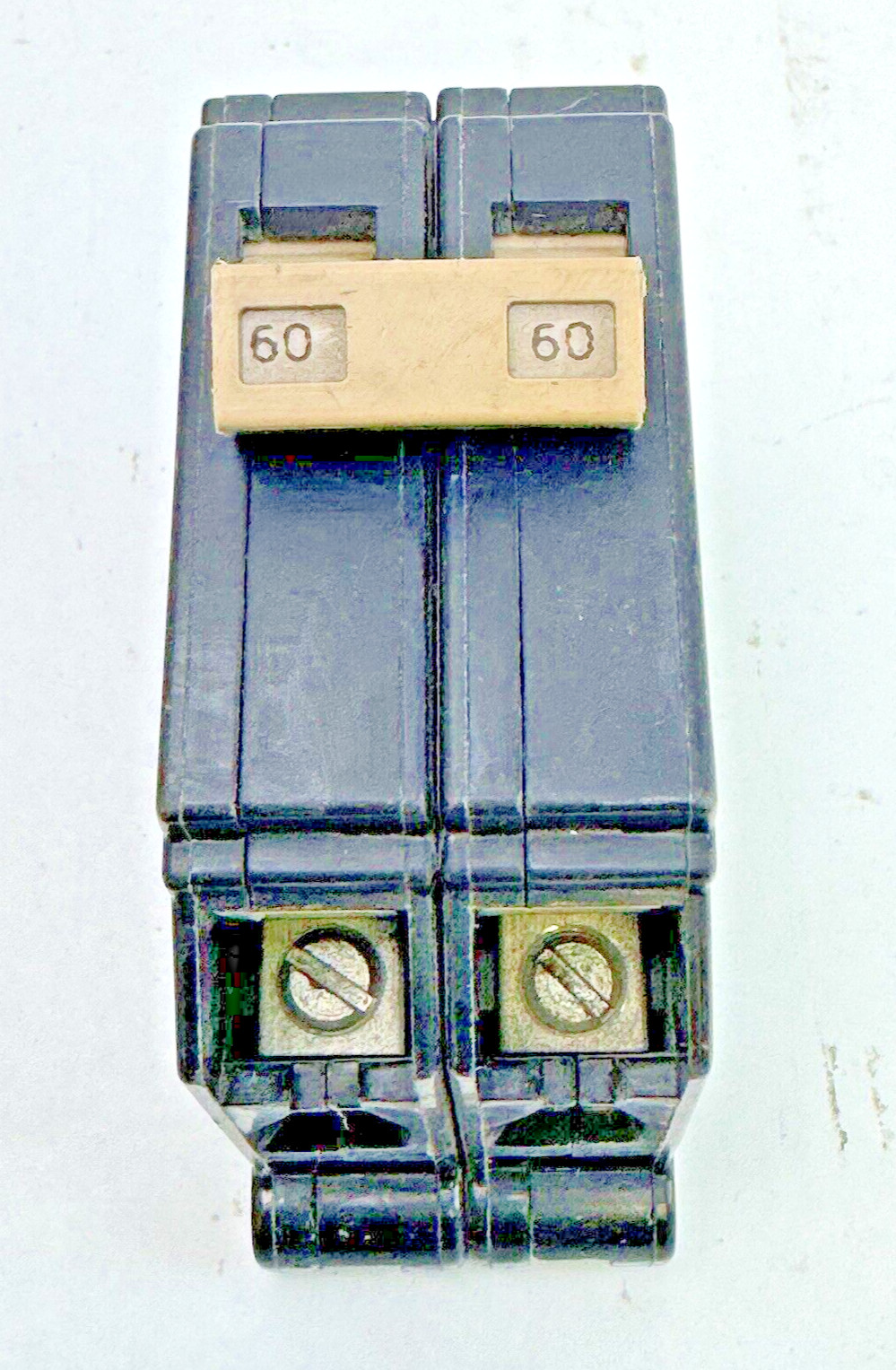 CUTLER-HAMMER – CH260 – COMMON TRIP CIRCUIT BREAKER – 60A, 2 POLE, 120/240 VAC