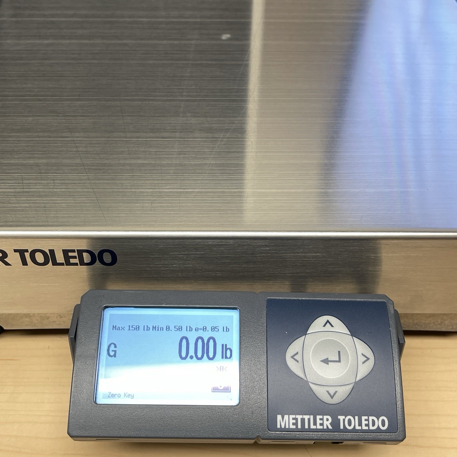 Mettler Toledo Shipping Scale. BCA-222-60U