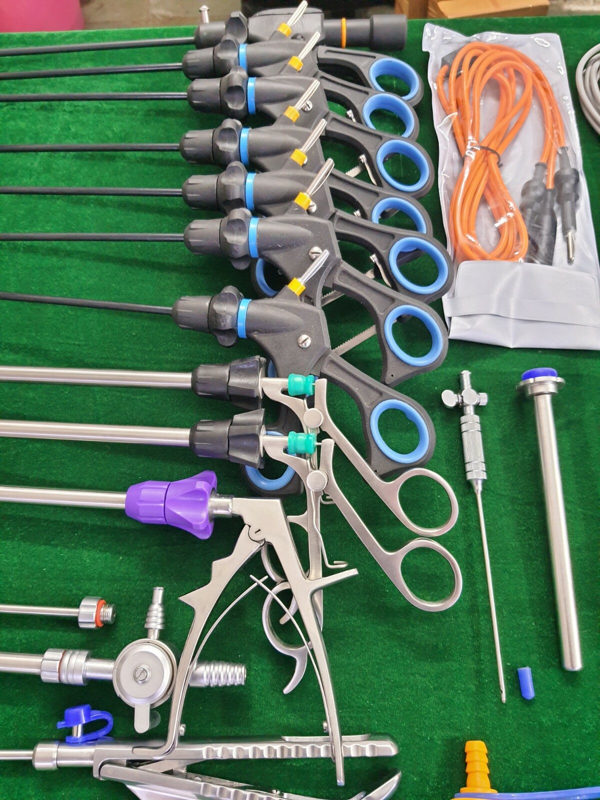 34pc Laparoscopic Surgery Set 5x330mm Laparoscopy Endoscopy Surgical Instruments